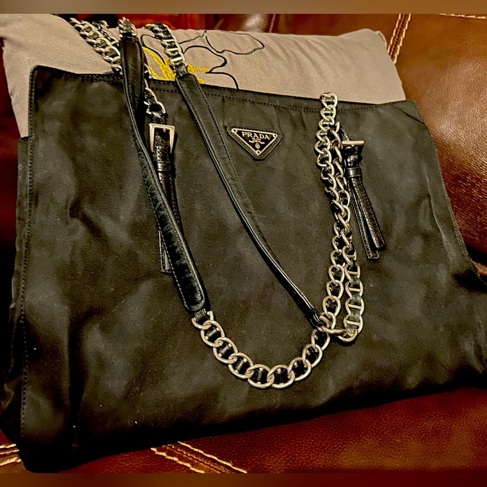 Vintage Prada’ nylon with buttery soft leather chain straps!! Rare find!
